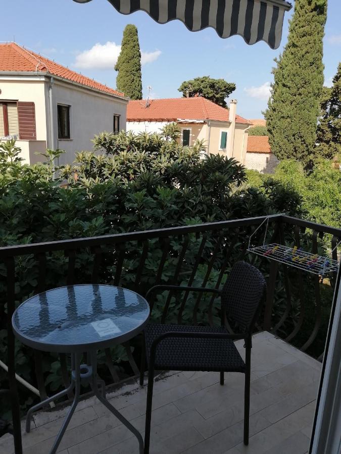 Apartments Stjepic Sukosan Exterior photo